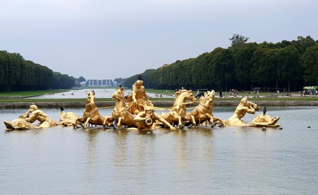 Versailles
